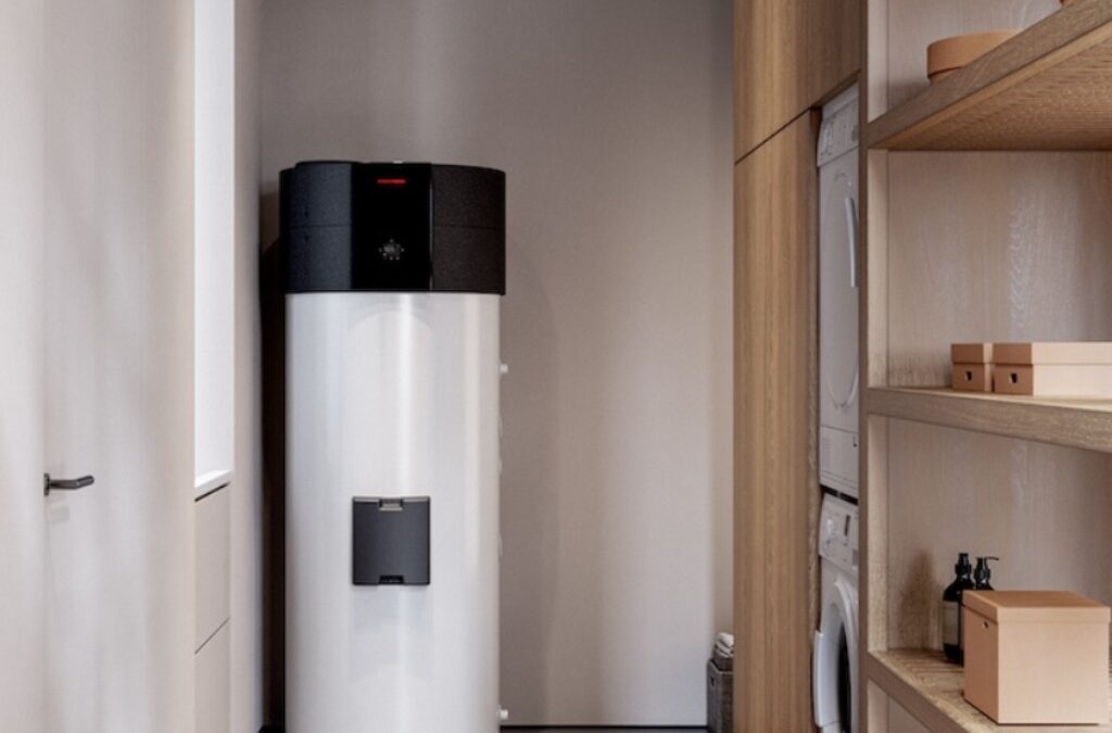 Cut Hot Water Costs by 75%: ECS Brings KRONOTERM Heat Pumps to Spain