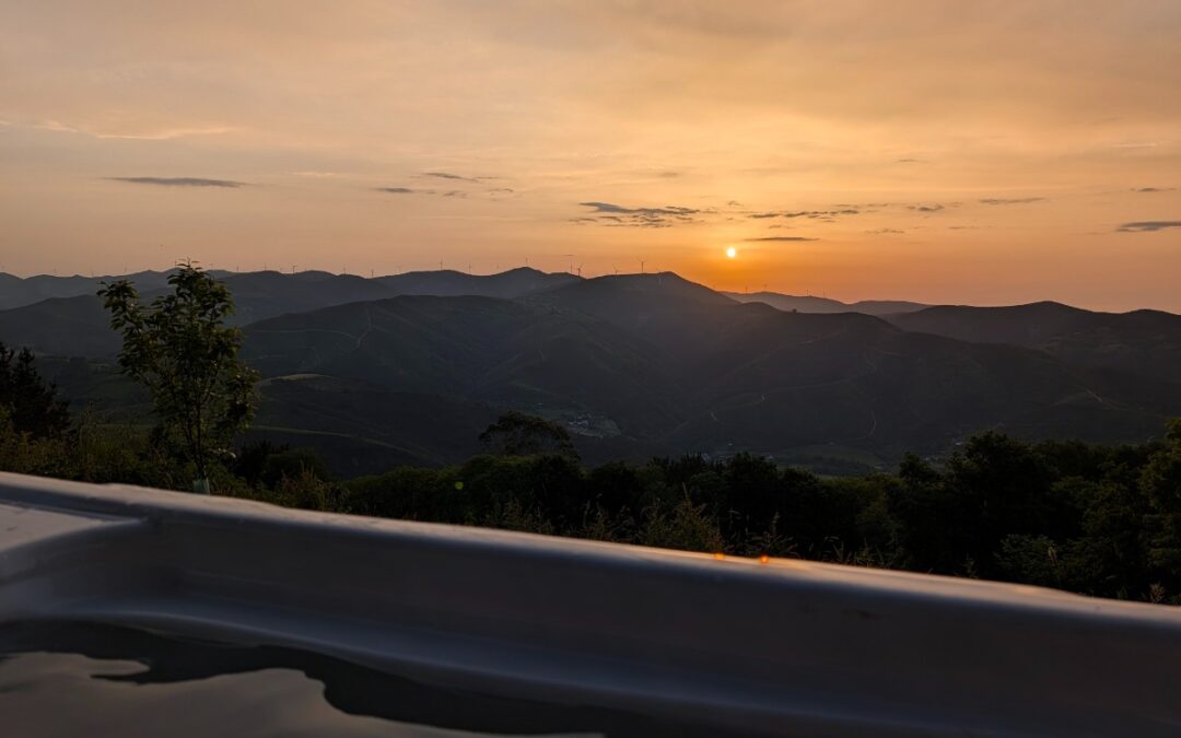 The Reality of Off-Grid Living: Costs & Setup | ECS